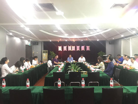 JNTY体育官方集团举行退休员工欢送会 